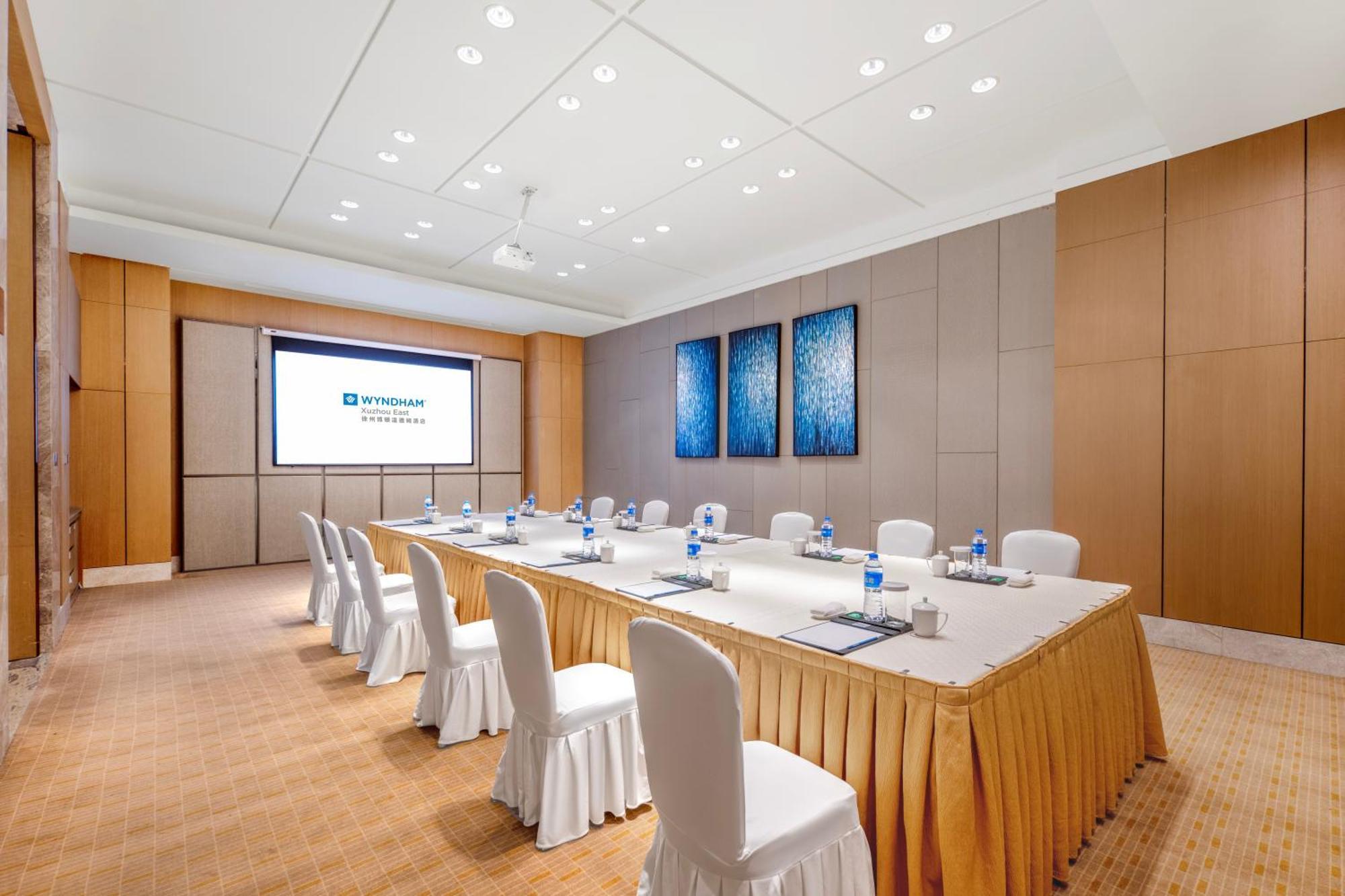 Hotel Wyndam Xuzhou East Exterior foto