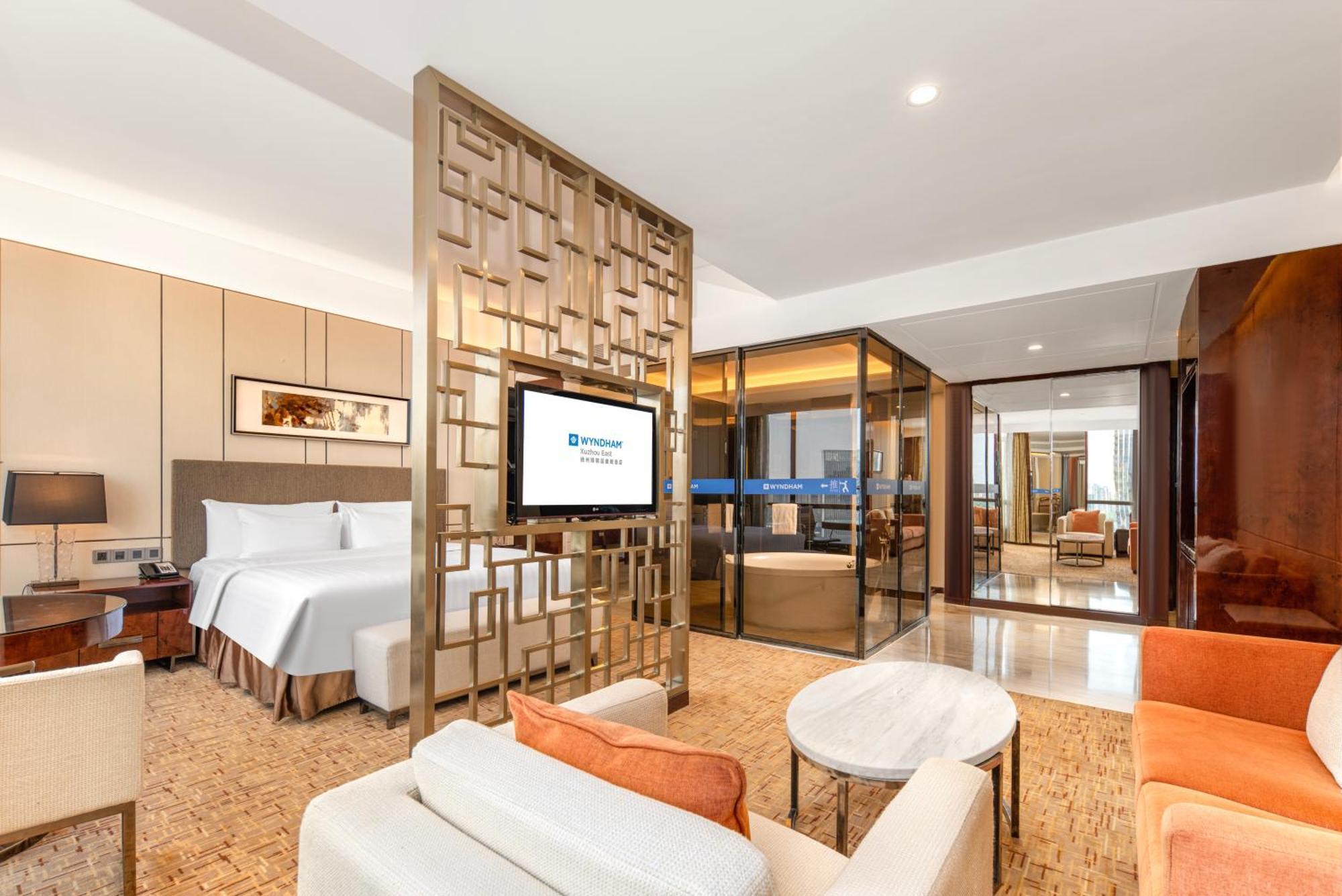 Hotel Wyndam Xuzhou East Exterior foto